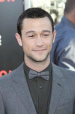 joseph-gordon-levitt-inception-prem-pic3.jpg
