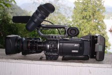 jvc hd100 full cam shot .JPG