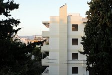 building2.jpg