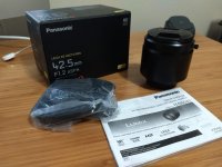 Panasonic Leica 42.5 F1.2 Kit.jpg