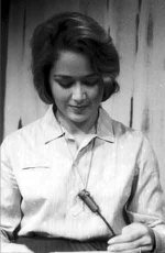 028-carolyn-noble-with-bk5-mic.jpg 028-carolyn-noble-with-bk5-mic.jpg