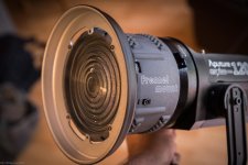 Aputure COB Fresnel.jpg Aputure COB Fresnel.jpg