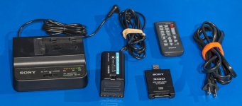 Charger Battery-4302.jpg