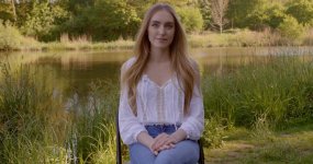 GH5-girl.jpg GH5-girl.jpg