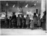 macys-christmas-window-display-1908.jpeg