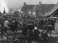 Aberfan 1st photo-21.Oct.1966.jpg