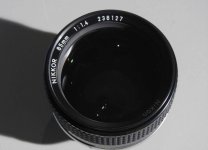 85mm 1.4 top.jpg