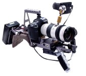 rig eos r sideweb.jpg