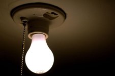 lightbulb-ceiling2566.jpg lightbulb-ceiling2566.jpg