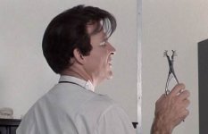 ls2_113SteveMartin.jpg
