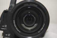 hvx200_4.jpg