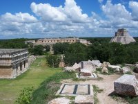 Uxmal01-panorama.jpg