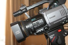 DVX100a_1.jpg