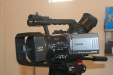 DVX100a_2.jpg