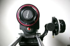 Nikon_front.jpg