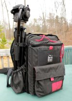 pack_w_tripod.jpg pack_w_tripod.jpg