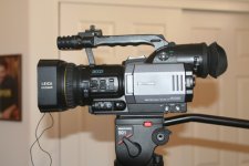 dvx100b_4.jpg