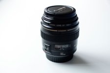 canon100f2_1.jpg