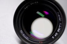 Zeiss-85Front.jpg