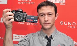 Joseph-Gordon-Levitt-at-t-006.jpg