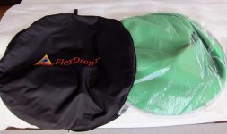 Photoflex-Flexdrop-4.jpg Photoflex-Flexdrop-4.jpg