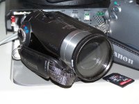 HF100_With_52mm_UV.JPG HF100_With_52mm_UV.JPG