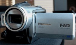 Panasonic_HDC-SX5_Vanity_35.jpg