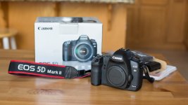Canon_5D_Mark_II-1.jpg Canon_5D_Mark_II-1.jpg