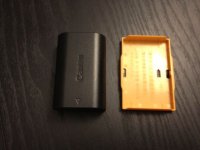 Canon batt1.jpg