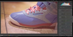 Shoe DNG.jpg
