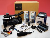 Sony-HXR-NX5P-package-dcfever.jpg
