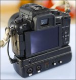fake-GH-battery-grip.jpg fake-GH-battery-grip.jpg