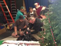 SantaHelps.JPG SantaHelps.JPG