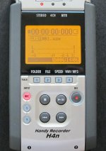 Zoom-H4N-p2.jpg Zoom-H4N-p2.jpg