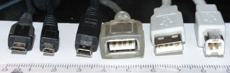 800px-Usb_connectors.JPG 800px-Usb_connectors.JPG