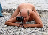 naked-photographer.jpg naked-photographer.jpg