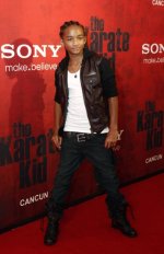 cast-member-jaden-smith-poses-the-red-carpet-during-screening-the-film-the-karate-kid-cancun1.jpg cast-member-jaden-smith-poses-the-red-carpet-during-screening-the-film-the-karate-kid-cancun1.jpg