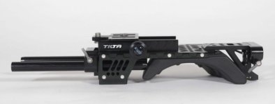Tilta Portable QR Shoulder Mount Baseplate 1.jpg