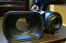 Lens Hood Off.jpg Lens Hood Off.jpg