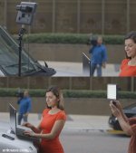 Aputure-Sample.jpg Aputure-Sample.jpg