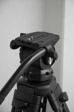 tripod_head2.jpg tripod_head2.jpg