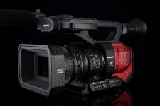 AG-DVX200-4-lens.jpg
