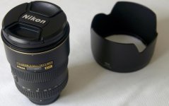 Nikon 17-55 f:2.8 with hood (1).jpg Nikon 17-55 f:2.8 with hood (1).jpg