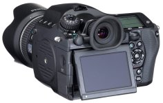 Pentax-645D-2014-medium-format-camera.jpg Pentax-645D-2014-medium-format-camera.jpg