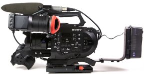 FS7shoulderKit15.jpg FS7shoulderKit15.jpg