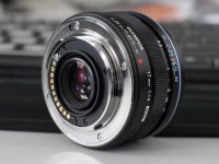 olympus-17mm-back.jpg