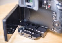 Wooden-Camera_Quick-Cage_009_LCD-free-after-removing-anti-twist-block-693x479.jpg