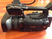 Canon XF100 - 3.jpg Canon XF100 - 3.jpg