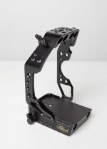 C100Cage03.jpg