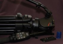 Manfrotto 519 head .jpg